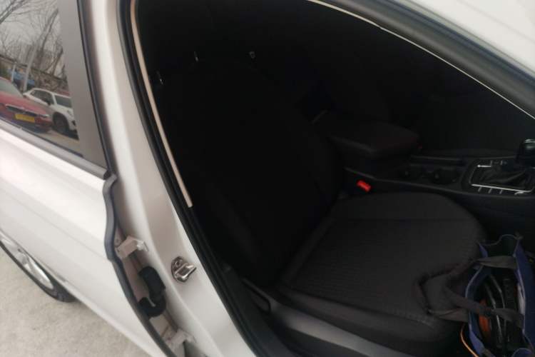 Used Volkswagen Bora 2021 1.5L Automatic Fashionable Smart Connectivity Version Right Front Seat