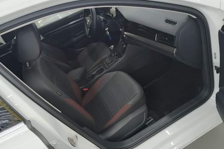 Used Volkswagen Bora 2021 1.5L Automatic Comfort Smart Connect Edition Right Front Seat