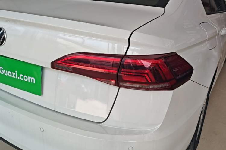 Used Volkswagen Bora 2021 1.5L Automatic Fashionable Smart Connectivity Version Right Rear Taillight