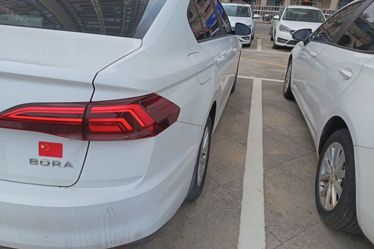 Used Volkswagen Bora 2021 1.5L Automatic Fashionable Smart Connectivity Version Right Rear Taillight
