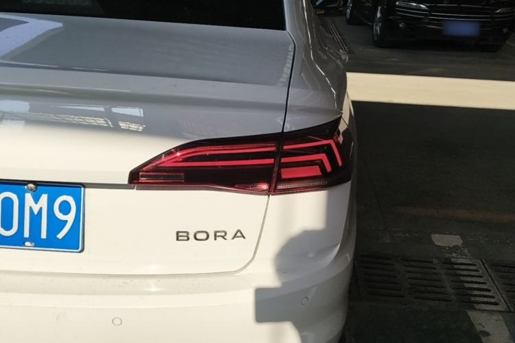 Used Volkswagen Bora 2021 1.5L Automatic Fashionable Smart Connectivity Version Right Rear Taillight