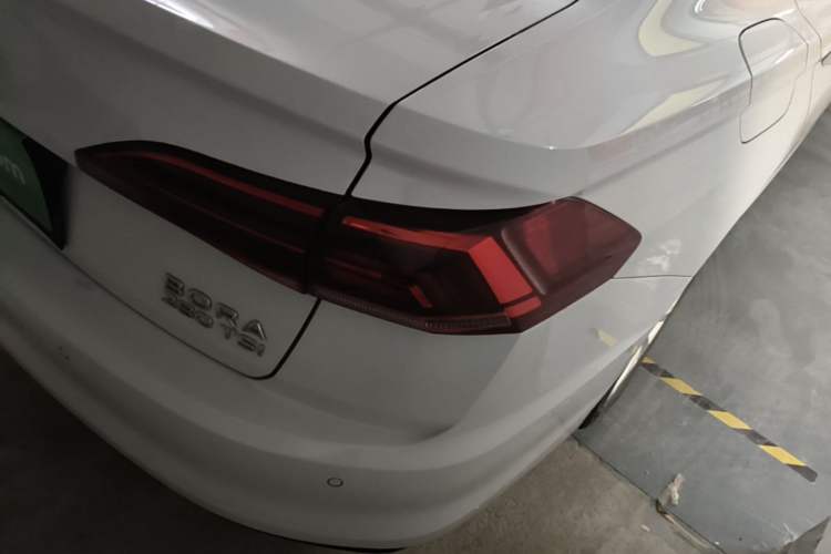 Used Volkswagen Bora 2021 280TSI DSG Elite Smart Connectivity Version Right Rear Taillight