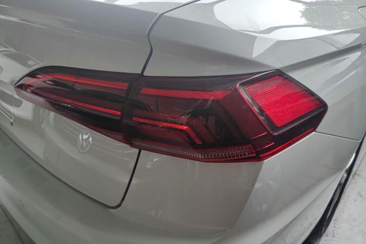 Used Volkswagen Bora 2021 1.5L Automatic Comfort Smart Connect Edition Right Rear Taillight