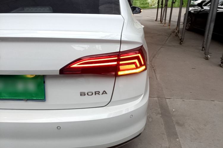 Used Volkswagen Bora 2021 1.5L Automatic Comfort Smart Connect Edition Right Rear Taillight