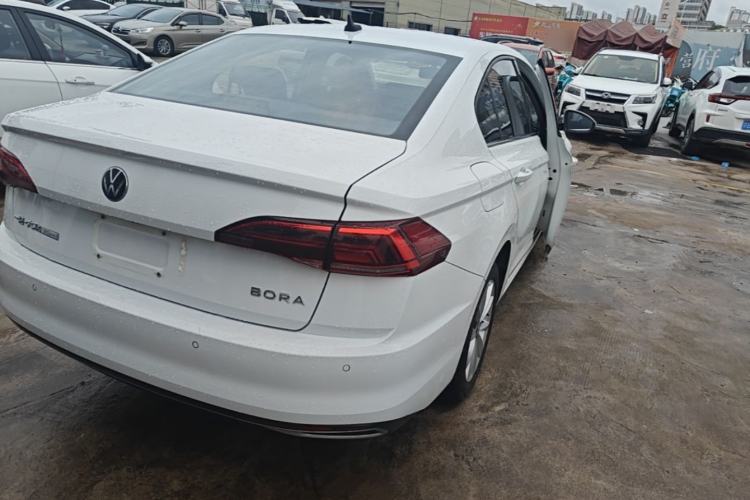 Used Volkswagen Bora 2021 1.5L Automatic Elite Smart Connect Edition Right Rear Taillight