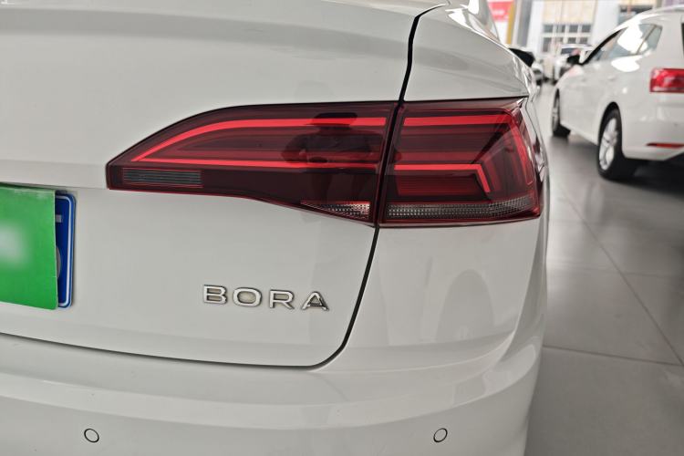 Used Volkswagen Bora 2021 1.5L Automatic Comfort Smart Connect Edition Right Rear Taillight