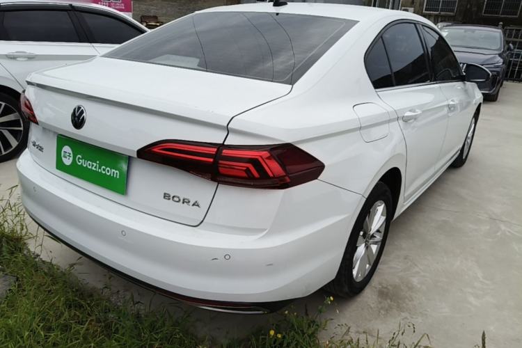 Used Volkswagen Bora 2021 1.5L Automatic Comfort Smart Connect Edition Right Rear Taillight