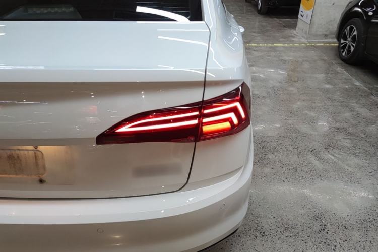 Used Volkswagen Bora 2021 1.5L Automatic Comfort Smart Connect Edition Right Rear Taillight