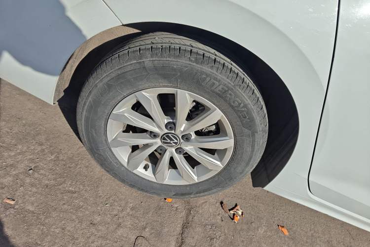Used Volkswagen Bora 2021 1.5L Automatic Fashionable Smart Connectivity Version Right Rear Wheel Hub