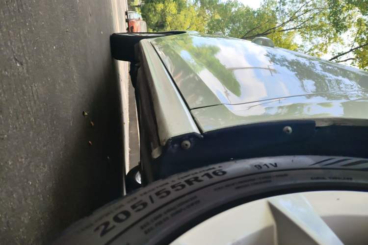 Used Volkswagen Bora 2021 1.5L Automatic Comfort Smart Connect Edition Right Side Sill