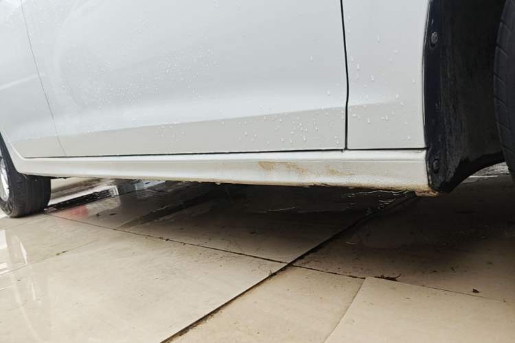 Used Volkswagen Bora 2021 1.5L Automatic Fashionable Smart Connectivity Version Right Side Sill