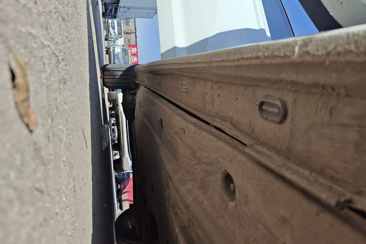 Used Volkswagen Bora 2021 1.5L Automatic Fashionable Smart Connectivity Version Right Side Sill