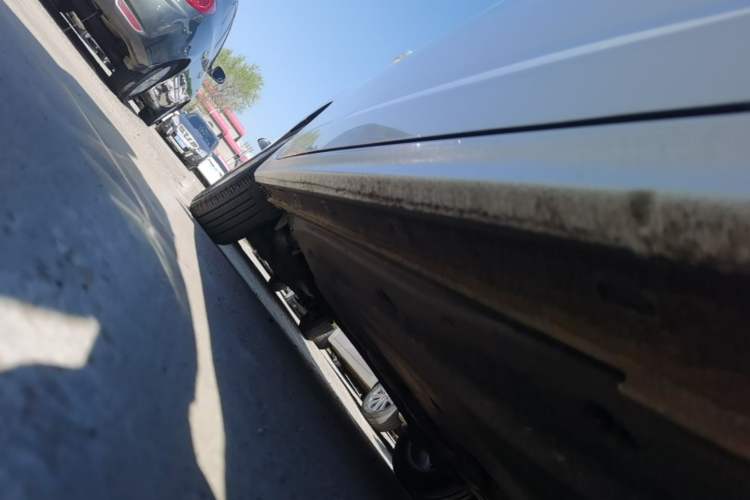 Used Volkswagen Bora 2021 1.5L Automatic Elite Smart Connect Edition Right Side Sill