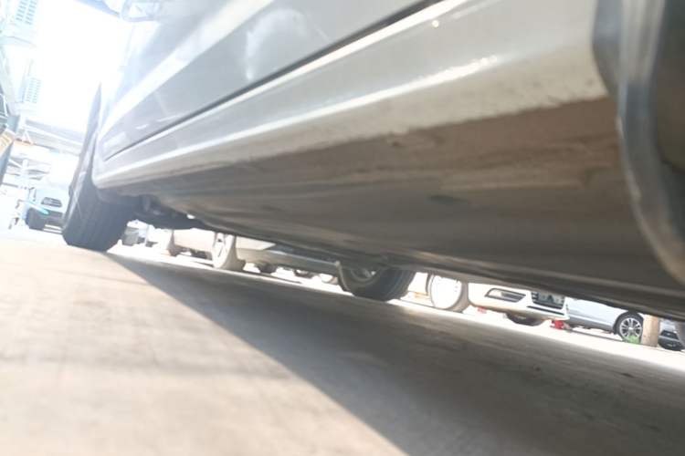 Used Volkswagen Bora 2021 1.5L Automatic Fashionable Smart Connectivity Version Right Side Sill