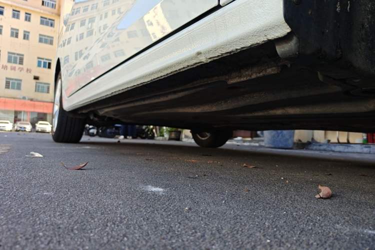 Used Volkswagen Bora 2021 1.5L Automatic Comfort Smart Connect Edition Right Side Sill