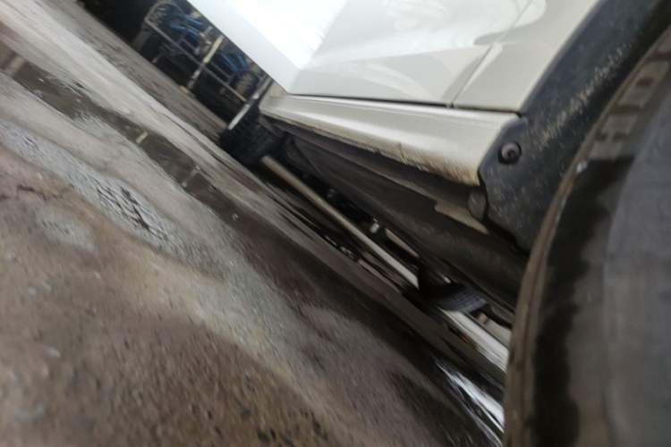 Used Volkswagen Bora 2021 1.5L Automatic Elite Smart Connect Edition Right Side Sill