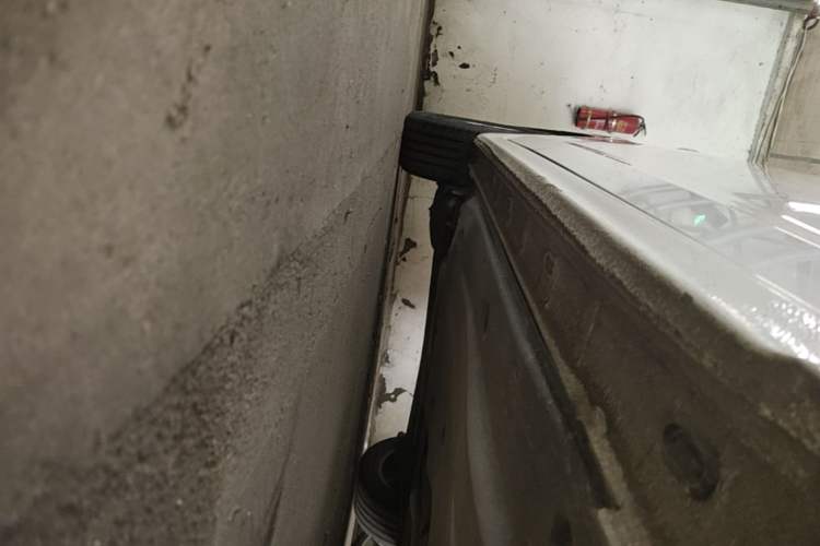 Used Volkswagen Bora 2021 1.5L Automatic Comfort Smart Connect Edition Right Side Sill