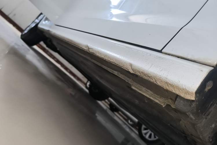 Used Volkswagen Bora 2021 1.5L Automatic Fashionable Smart Connectivity Version Right Side Sill