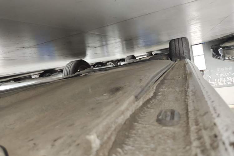 Used Volkswagen Bora 2021 1.5L Automatic Elite Smart Connect Edition Right Side Sill