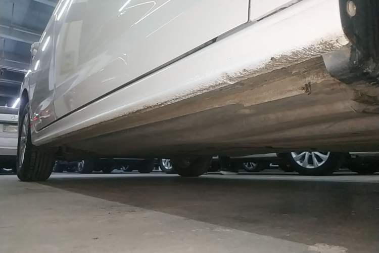 Used Volkswagen Bora 2021 1.5L Automatic Fashionable Smart Connectivity Version Right Side Sill