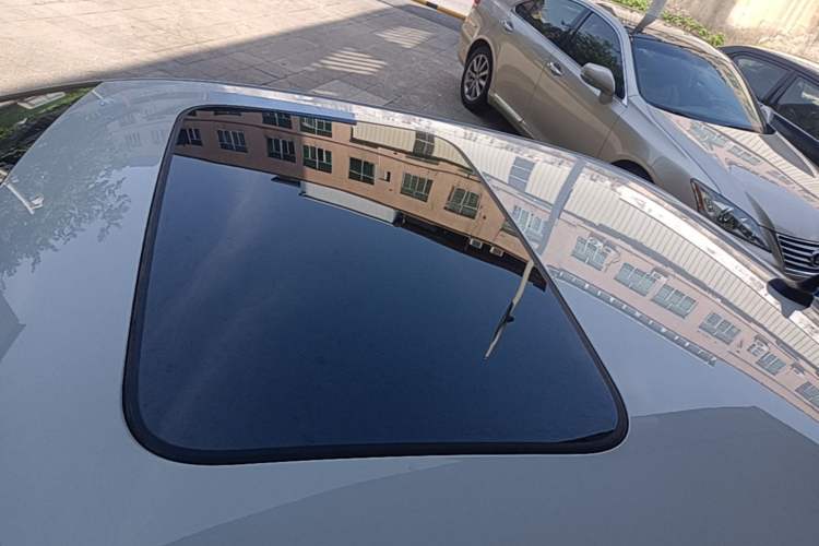 Used Volkswagen Bora 2021 1.5L Automatic Comfort Smart Connect Edition Roof