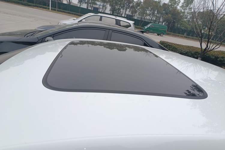 Used Volkswagen Bora 2021 1.5L Automatic Elite Smart Connect Edition Roof