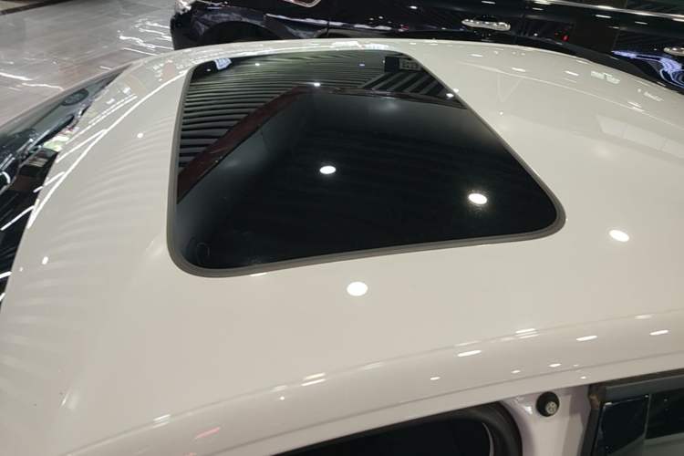 Used Volkswagen Bora 2021 1.5L Automatic Elite Smart Connect Edition Roof