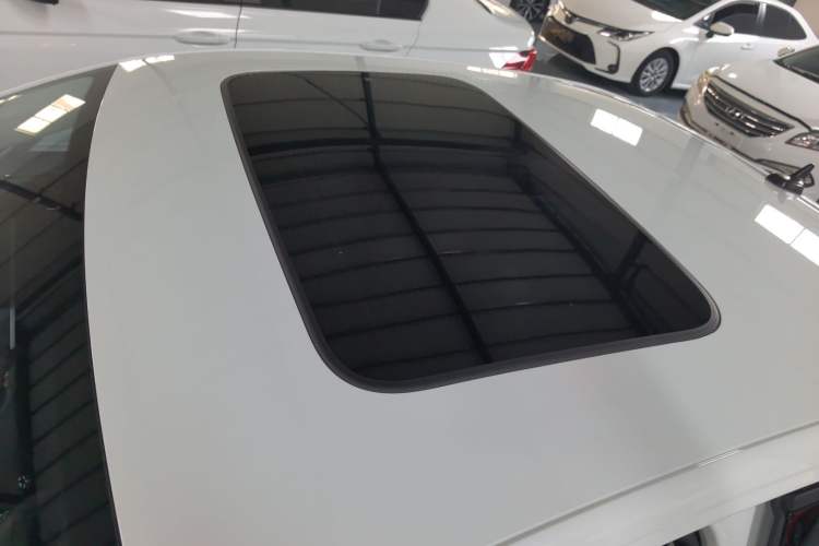 Used Volkswagen Bora 2021 1.5L Automatic Comfort Smart Connect Edition Roof