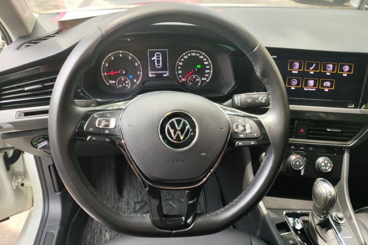 Used Volkswagen Bora 2021 1.5L Automatic Comfort Smart Connect Edition Steering Wheel