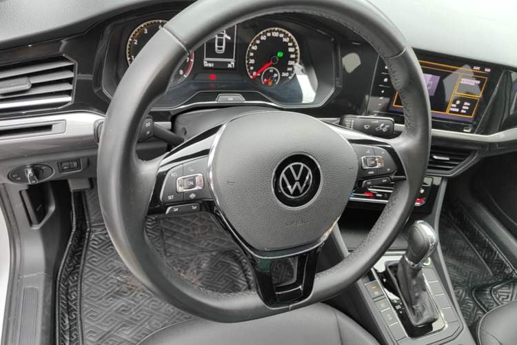 Used Volkswagen Bora 2021 1.5L Automatic Elite Smart Connect Edition Steering Wheel