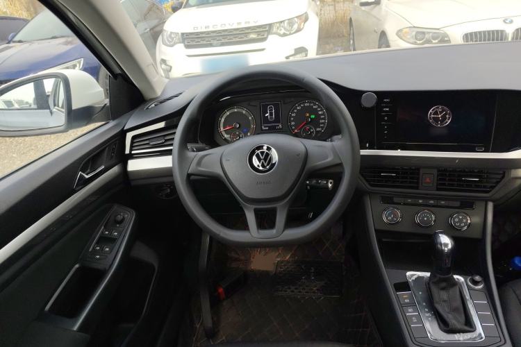Used Volkswagen Bora 2021 1.5L Automatic Fashionable Smart Connectivity Version Steering Wheel