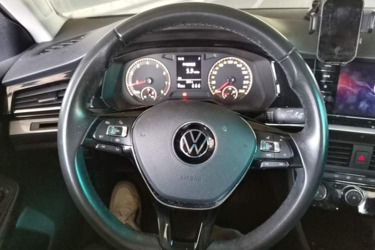Used Volkswagen Bora 2021 1.5L Automatic Comfort Smart Connect Edition Steering Wheel