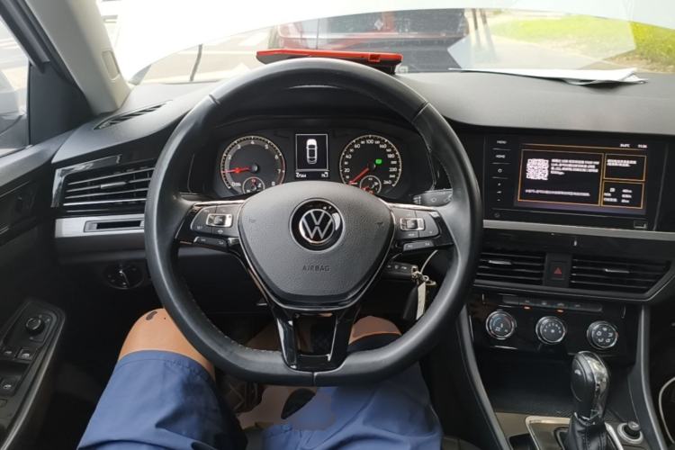 Used Volkswagen Bora 2021 1.5L Automatic Comfort Smart Connect Edition Steering Wheel