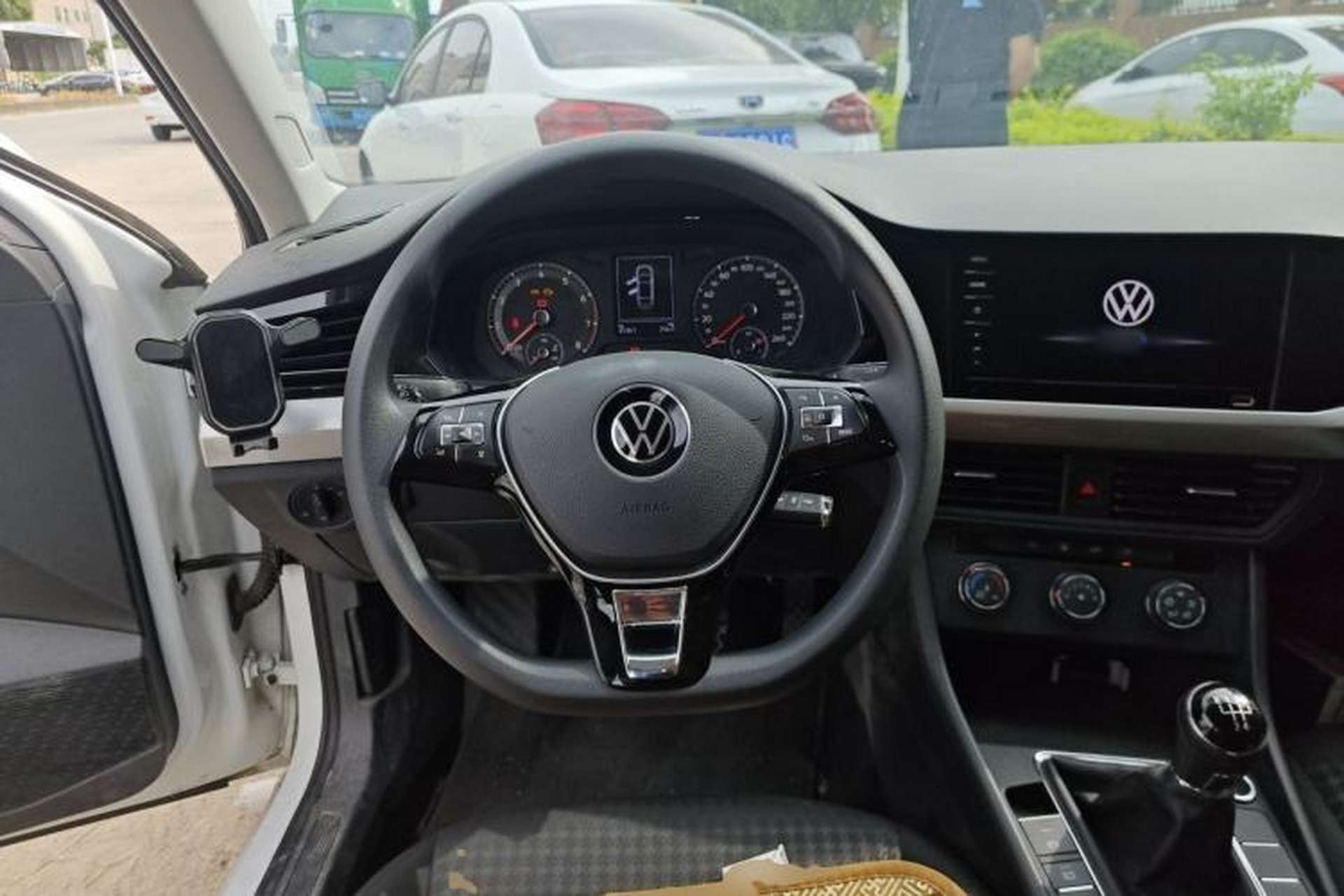 Used Volkswagen Bora 2021 1.5L Manual Fashion Smart Connect Edition Steering Wheel