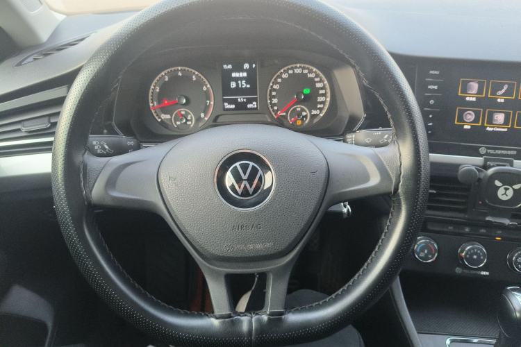 Used Volkswagen Bora 2021 1.5L Automatic Fashionable Smart Connectivity Version Steering Wheel