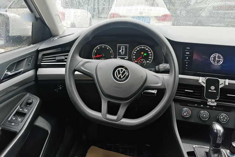 Used Volkswagen Bora 2021 1.5L Automatic Fashionable Smart Connectivity Version Steering Wheel