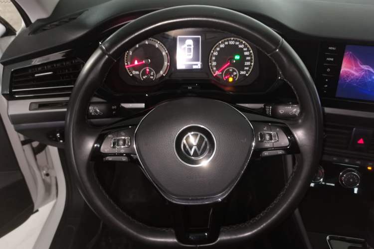 Used Volkswagen Bora 2021 1.5L Automatic Comfort Smart Connect Edition Steering Wheel