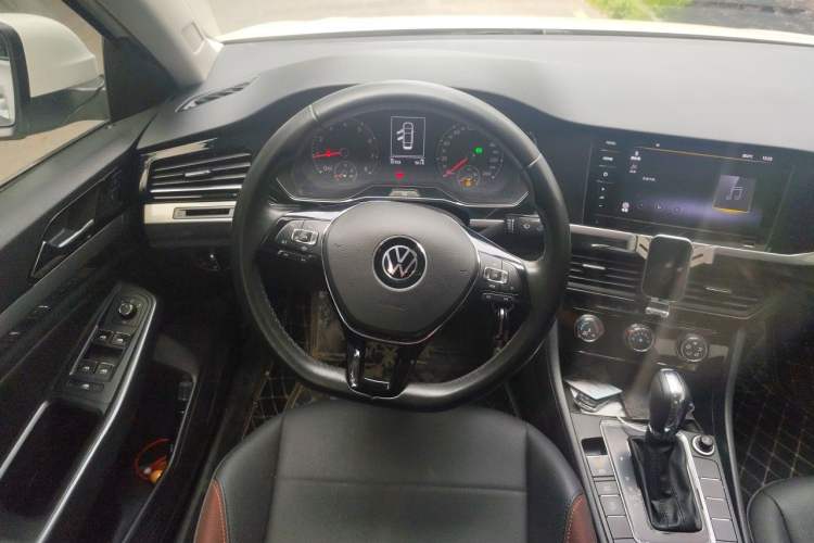 Used Volkswagen Bora 2021 1.5L Automatic Comfort Smart Connect Edition Steering Wheel