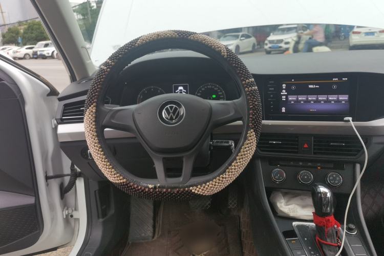Used Volkswagen Bora 2021 1.5L Automatic Fashionable Smart Connectivity Version Steering Wheel
