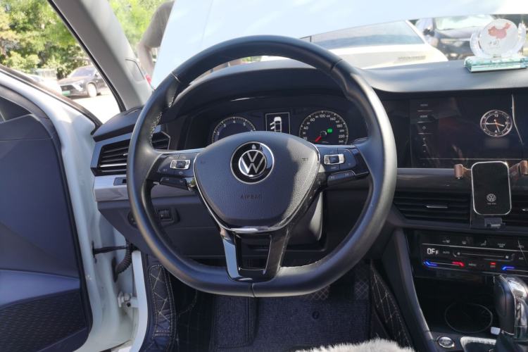 Used Volkswagen Bora 2021 1.5L Automatic Elite Smart Connect Edition Steering Wheel