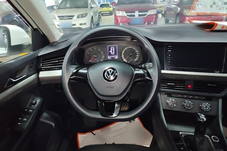 Used Volkswagen Bora 2021 1.5L Automatic Fashionable Smart Connectivity Version Steering Wheel