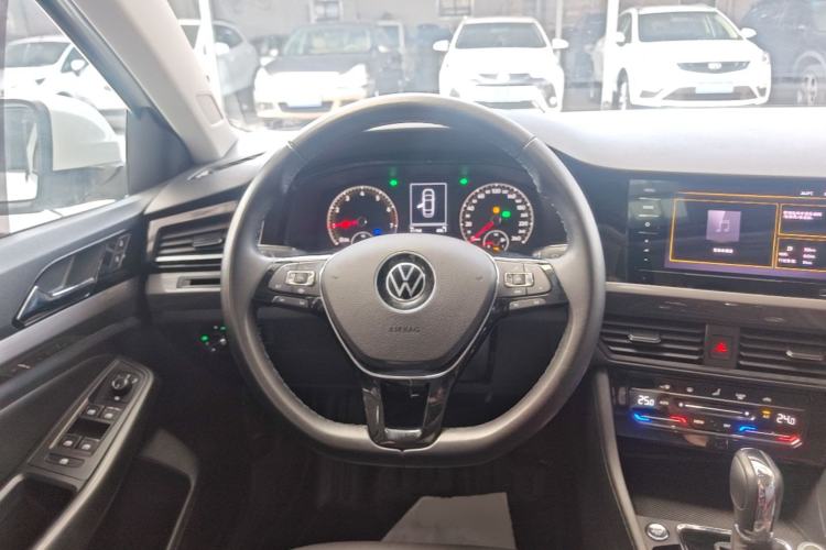 Used Volkswagen Bora 2021 1.5L Automatic Elite Smart Connect Edition Steering Wheel