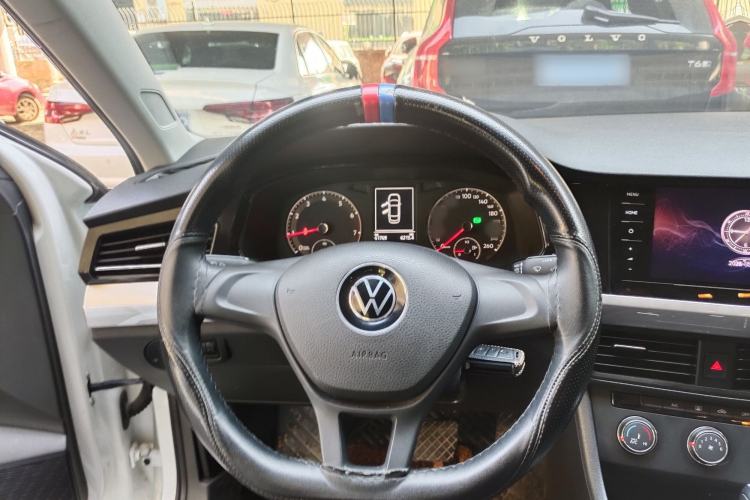 Used Volkswagen Bora 2021 1.5L Automatic Fashionable Smart Connectivity Version Steering Wheel