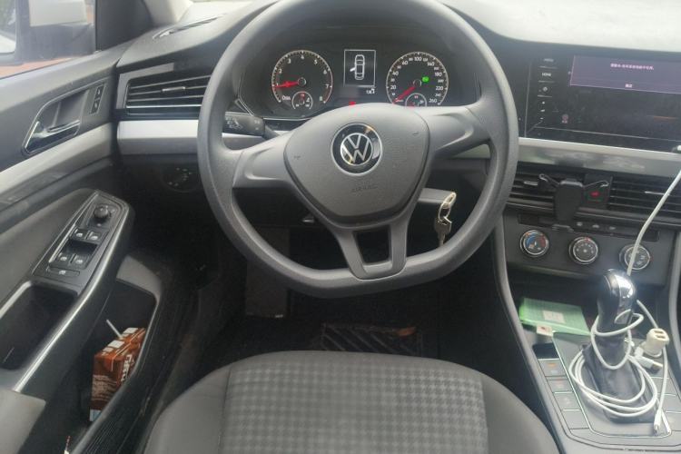 Used Volkswagen Bora 2021 1.5L Automatic Fashionable Smart Connectivity Version Steering Wheel
