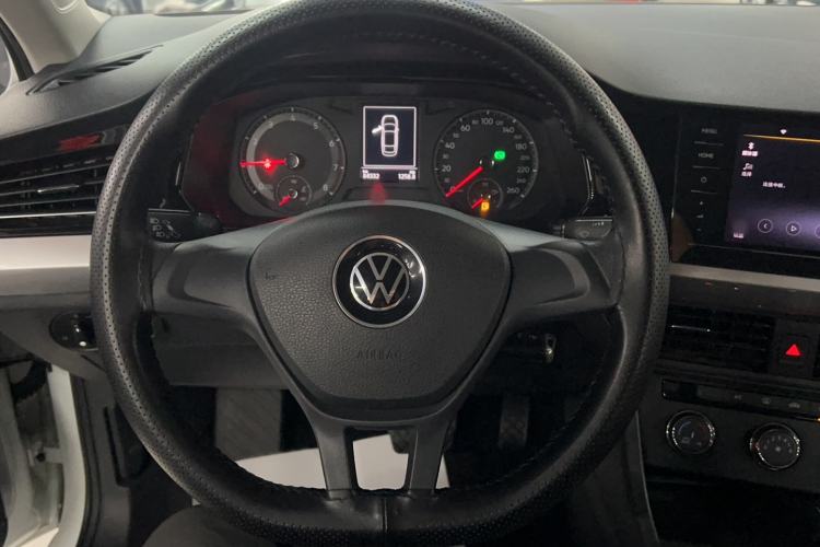 Used Volkswagen Bora 2021 1.5L Automatic Fashionable Smart Connectivity Version Steering Wheel