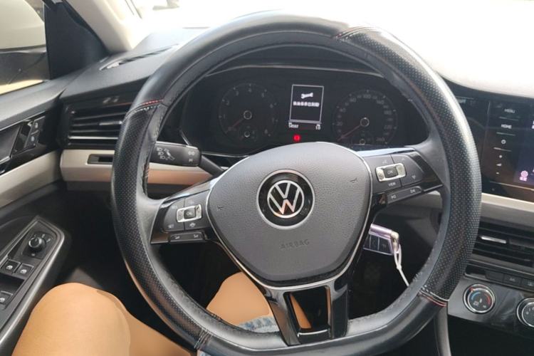 Used Volkswagen Bora 2021 1.5L Automatic 30th Anniversary Edition Steering Wheel