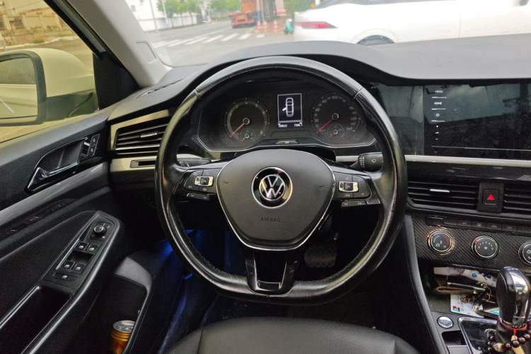 Used Volkswagen Bora 2021 280TSI DSG Elite Smart Connectivity Version Steering Wheel