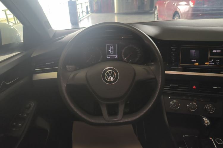 Used Volkswagen Bora 2021 1.5L Automatic Fashionable Smart Connectivity Version Steering Wheel