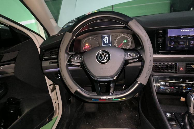 Used Volkswagen Bora 2021 1.5L Automatic Elite Smart Connect Edition Steering Wheel