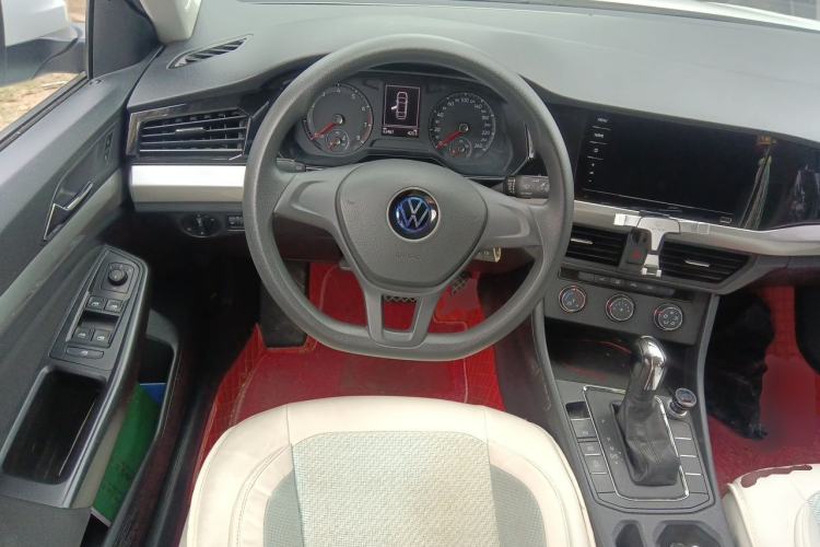 Used Volkswagen Bora 2021 1.5L Automatic Fashionable Smart Connectivity Version Steering Wheel